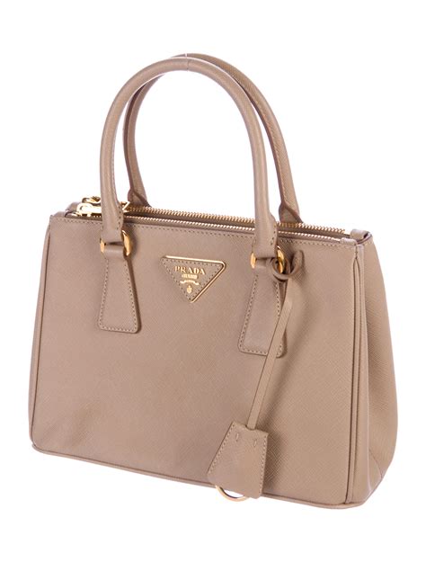 prada saffiano executive small tote bag|Prada saffiano lux mini.